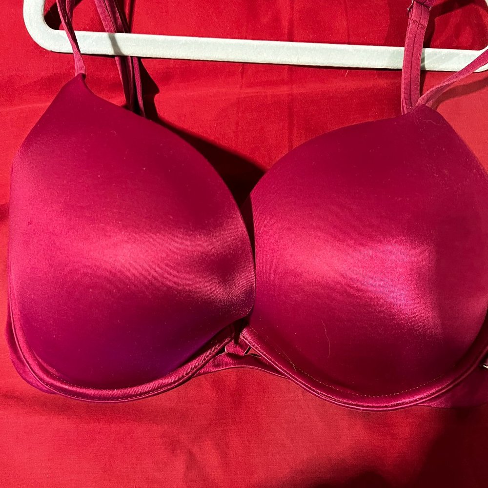 Victoria's Secret Very Sexy Pushup Bra